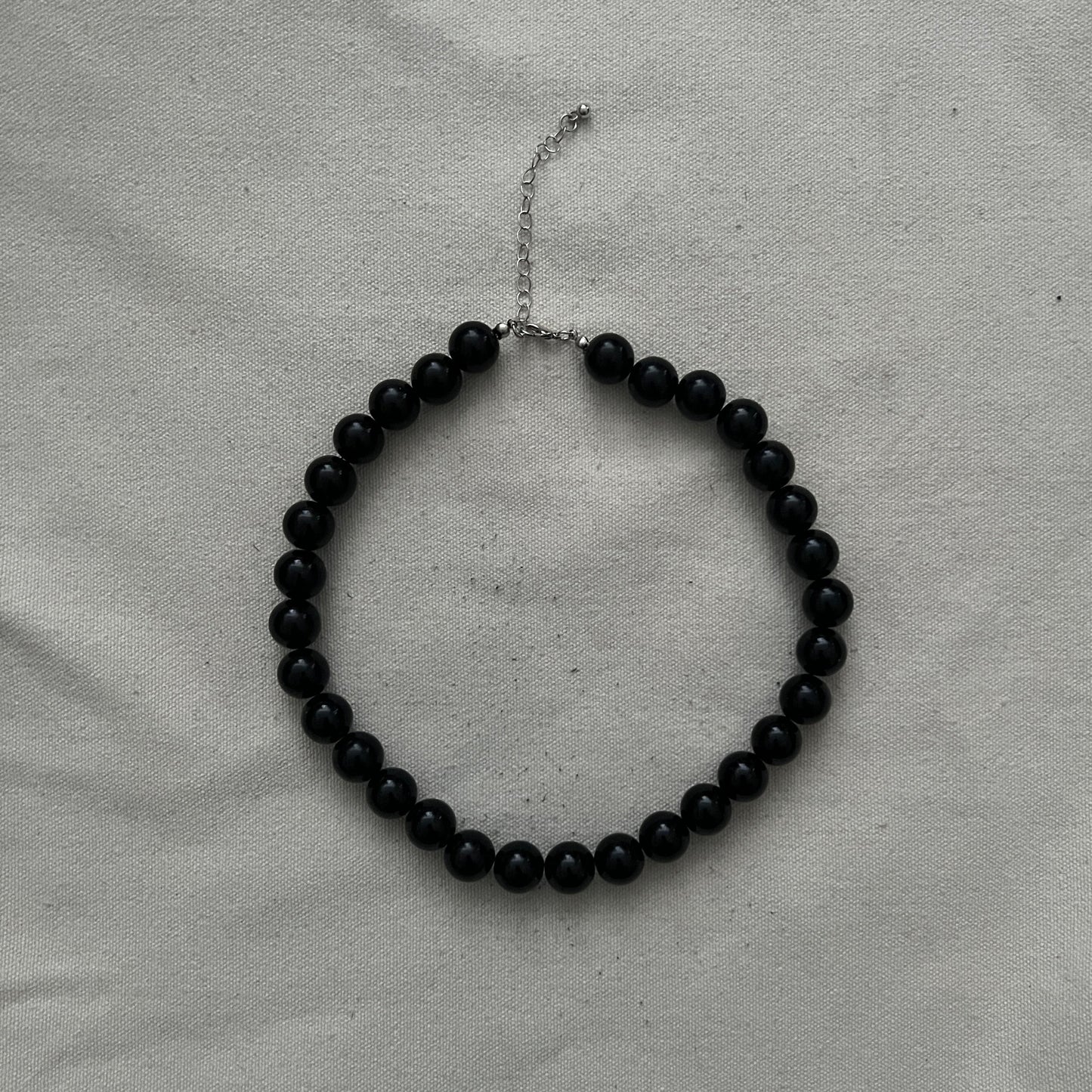 Noir necklace