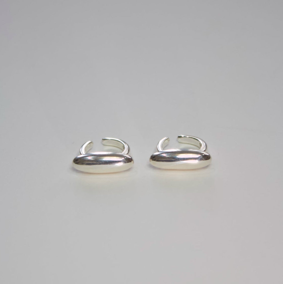 Luminis ear cuff