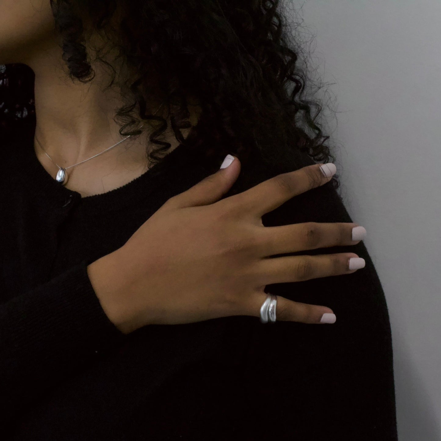 Arella frosted ring