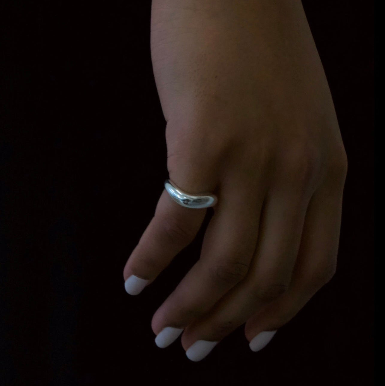 Arella gloss ring