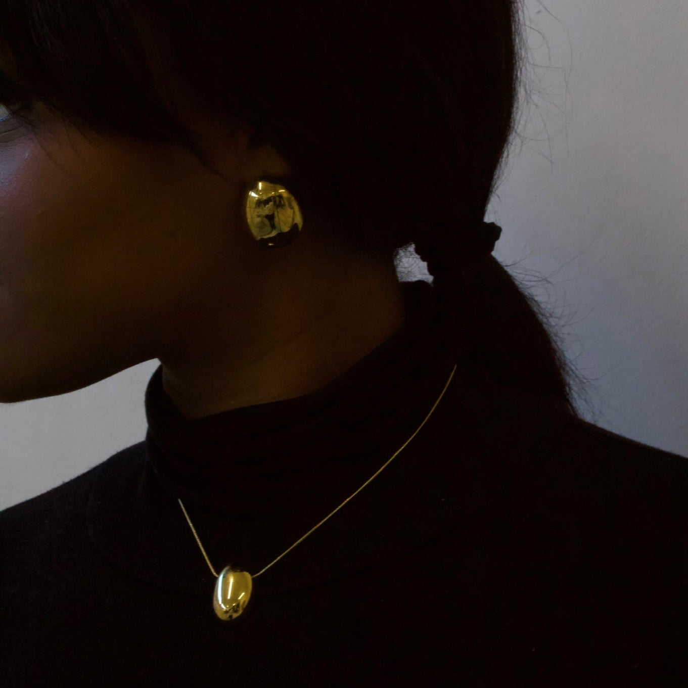 Eclos earrings