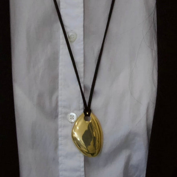 Onyra gold necklace