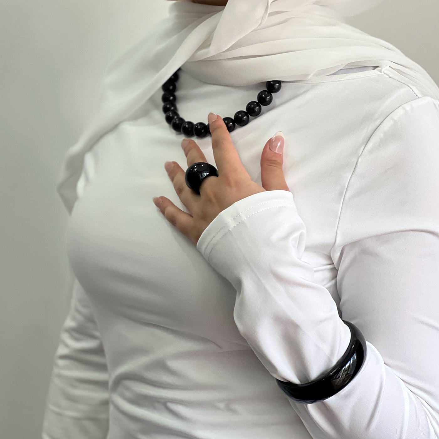Noir necklace