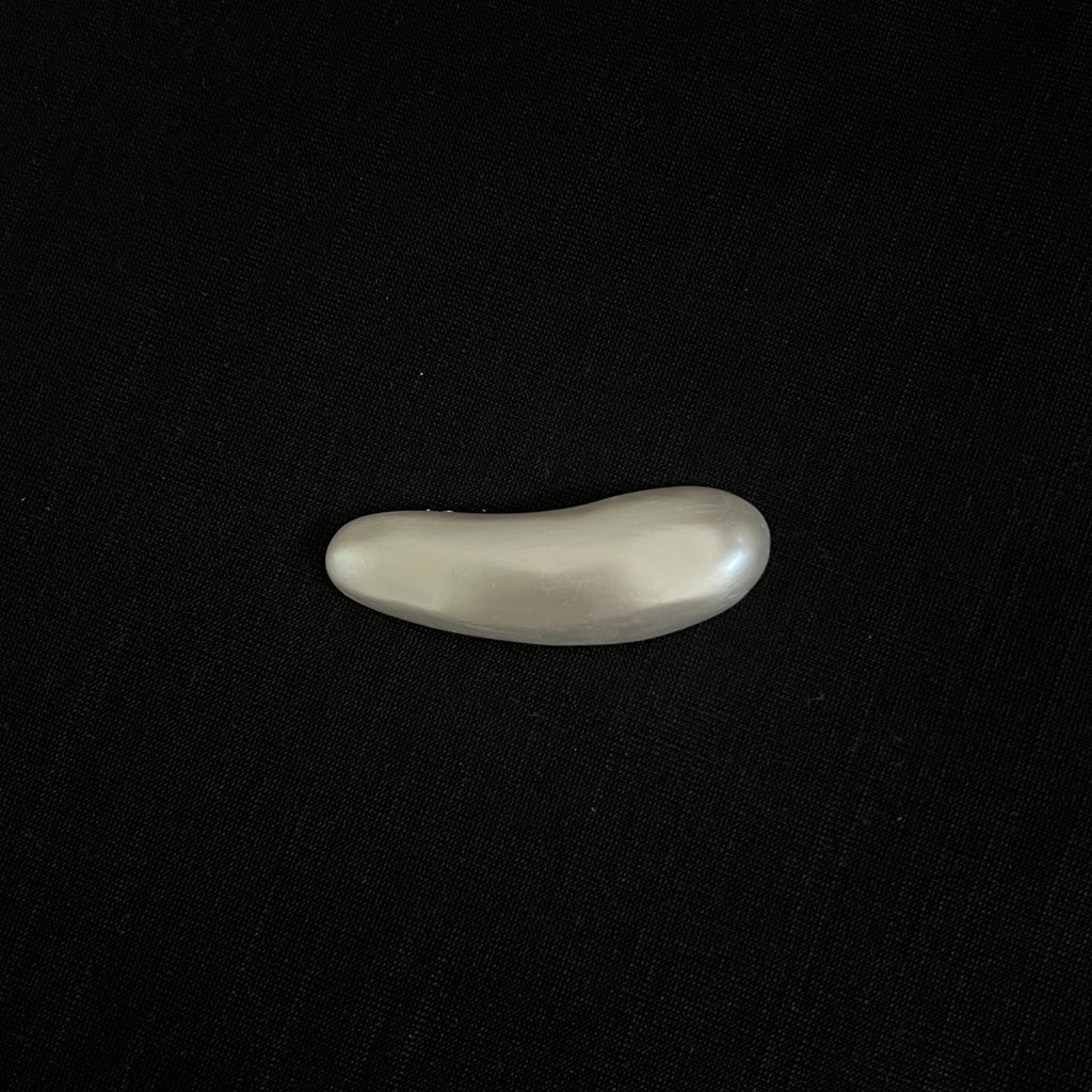 Lune brooch frosted