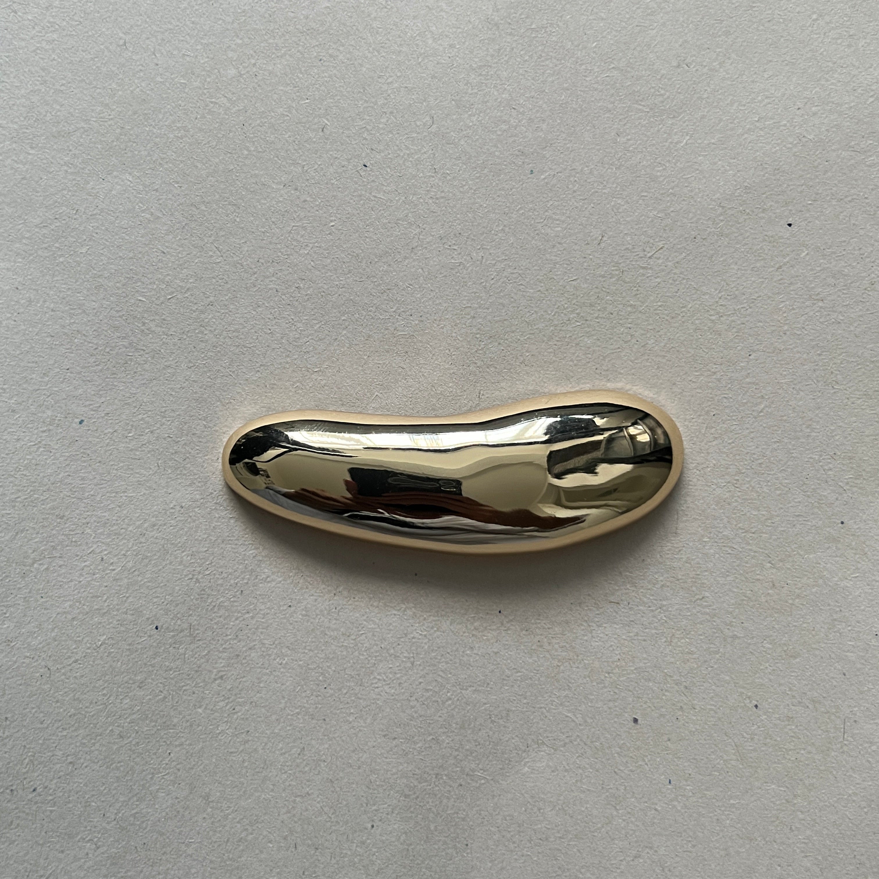 Lune brooch gold
