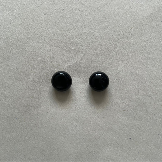 Noir earrings