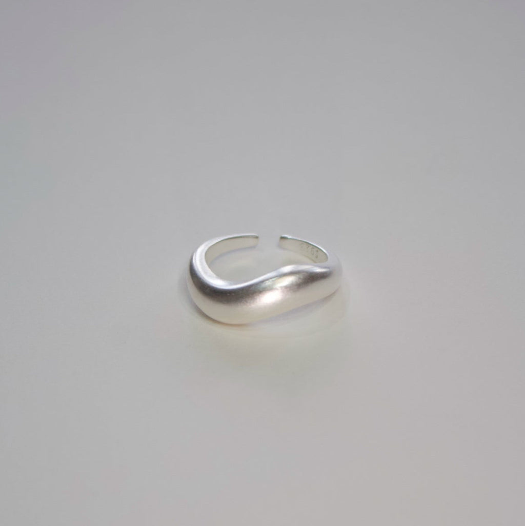 Arella frosted ring